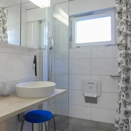 Rustica Apt- M By Interhome Daire